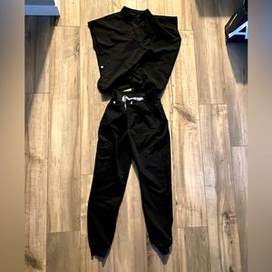 Figs xsmall black scrub set.